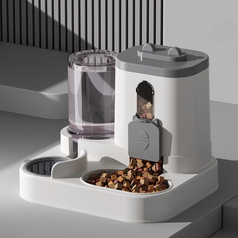 Sip & Snack Auto Feeder Station